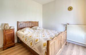 Maisons de vacances 3 Bedroom Gorgeous Home In Rochefort : photos des chambres