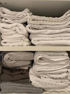 Central & Cozy Artistic Loft - Walk everywhere