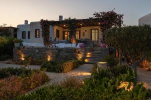 Isterni - 3BR Sea View House - Coral Pearl