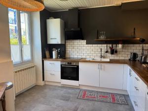 Maison Piscine Jardin Parking