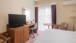 Standard Room room in Holiday Inn Rotherham-Sheffield M1Jct.33 an IHG Hotel