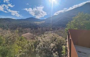 Maisons de vacances 3 Bedroom Stunning Home In Vieussan : photos des chambres