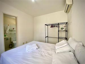 Apto charmoso a 3km Praia de Aruana, piscina e ar