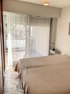 A deux pas des plages du Midi 305L