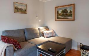 Gorgeous Home In Ullared With Sauna