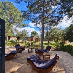 Chalet de Prestige à Agde, Résidence privée avec Spa et Piscines proche plages