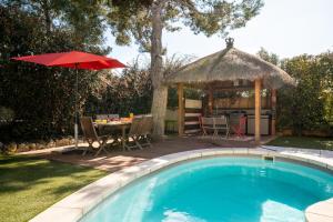 Maisons de vacances Villa avec Piscine sur le Golf : photos des chambres
