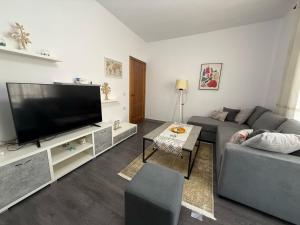 Juli's Central Spot