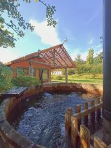 Los Ñirres cabaña con tinaja e hidromasaje - Riñinahue