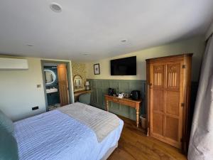 Room in the Nest