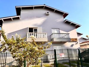 Flat duplex localização espetacular 2 quadras da praia