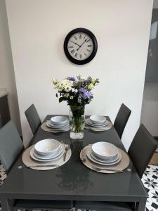 3BR Accommodation in St Helens - Sleeps 6