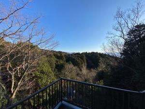 富士山を背景に豊かな自然やバーベキューが魅力のコテージ Sakura