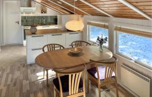 Holiday Home Plutovej