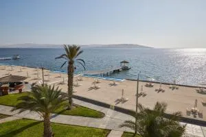 Beach View 3-BR Apt Condo in Paracas - Pisco