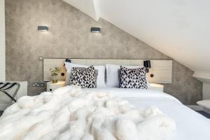 The Palm- City Centre 2 Bed, Sleeps 7, Netflix