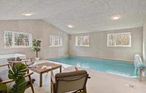 Gorgeous Home In Hobro With Sauna