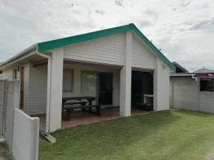 VanZylsRus - Pearly Beach