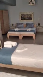 Mulberry House - Neapolis