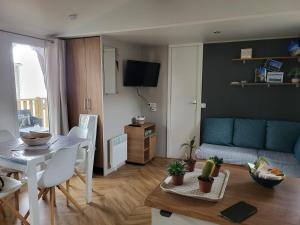 Campings Mobil Home spacieux Camping Mar Estang 4* : photos des chambres