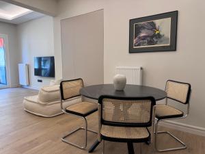 Mosaikon Guesthouses #Veikou Str