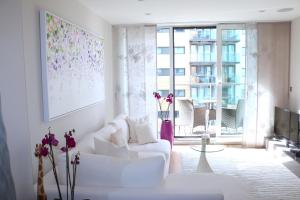 Elegant Designer Apartment by Chelsea Bridge & Battersea Power Station