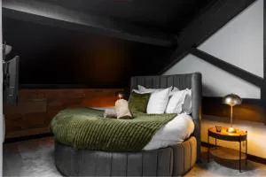 Homey 1 Bedroom Duplex in Conditioning House - 伊登