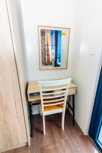 Chic Romantic Getaway Makati Studio One BR Two BR Swim Gym 300 MB