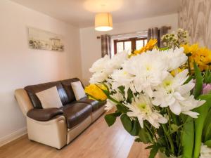 No 15 Riverside Walk Mallard