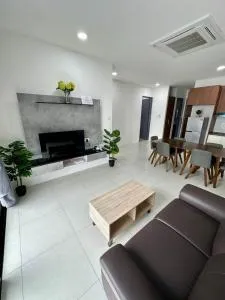 Podium Premium 4 Bed Room - 古晋