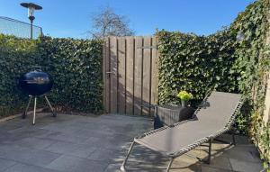 2 Bedroom Cozy Home In Bruinisse