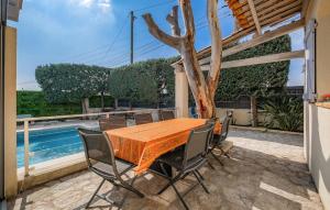 Lovely Home In Saint-Laurent-Du-Var