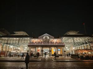 Lovely 2 bed flat in SOHO!