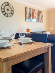 Britannia Harbour View - Parking - by Brighton Holiday Lets