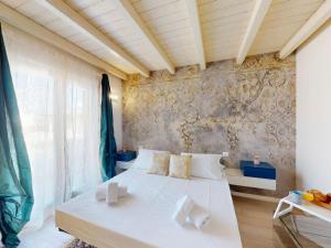 Villa Dolcevita by Bookinggardalake