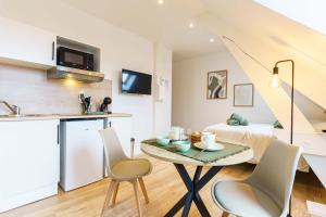 Appartements Studio Chaleureux 2 pers wifi : Appartement 1 Chambre