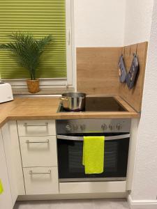 Apartment Ferienwohnung Leuna 2-room Apartement Second Home Gästezimmer