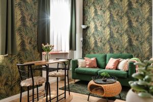 Green Palm Apartment near by Heroes Square with free Parking - Hoteles de 3 estrellas en Budapest