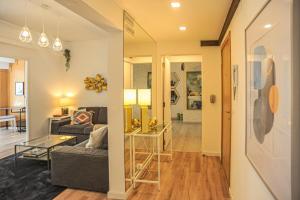 Downtown Modern Apartment near Marquês de Pombal