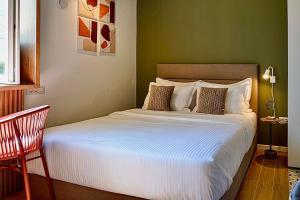 2 Guests Mountain View Parking Near Attractions