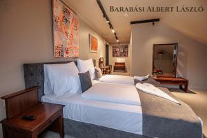 Superior Double or Twin Room room in Oroszlános Borhotel