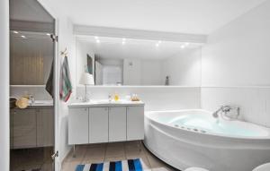 Lovely Apartment In Bagenkop With Sauna