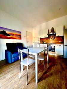 Ma Maison Hospital University School