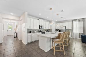 SUPER BOHO 90 - 10BDR - LOFT POOL AMENITIEs