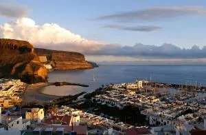 Tropical Mogan - 皮拉亚德尔库拉