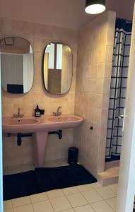 Sejours chez l'habitant La maison du rempart : photos des chambres