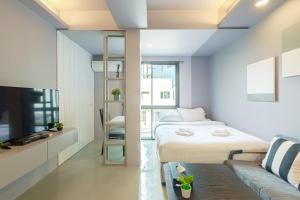 24 degree hotel & hostels