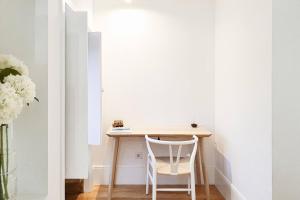 Great Flat & View in Historic Porto by LovelyStay