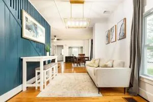 Lakefront Family Getaway - Bridgeport