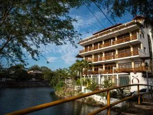 Hotel Sol y Playa Montañita - 阿扬格